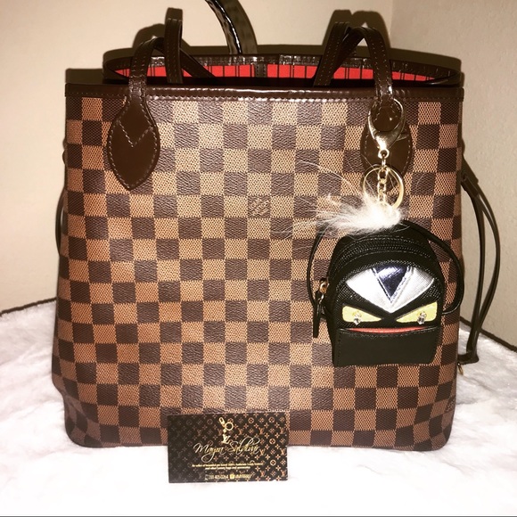 Monster Charm - Picture 3 of 4